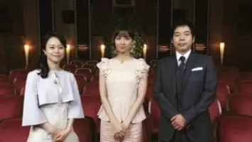 篠田麻里子のスケスケ服に ダサ過ぎる おばあちゃんが羽織るやつ 19年6月7日 エキサイトニュース 2 2