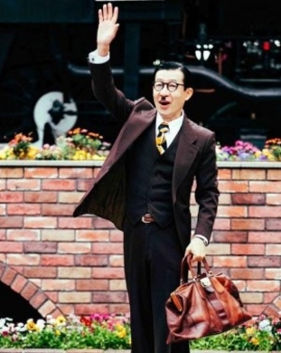 ブレイク芸人 岩井ジョニ男はタモリの元付き人だった 17年8月12日 エキサイトニュース