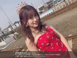 冨吉明日香“HKT48 栄光のラビリンス”CMオフショット「駅名になりました!!」