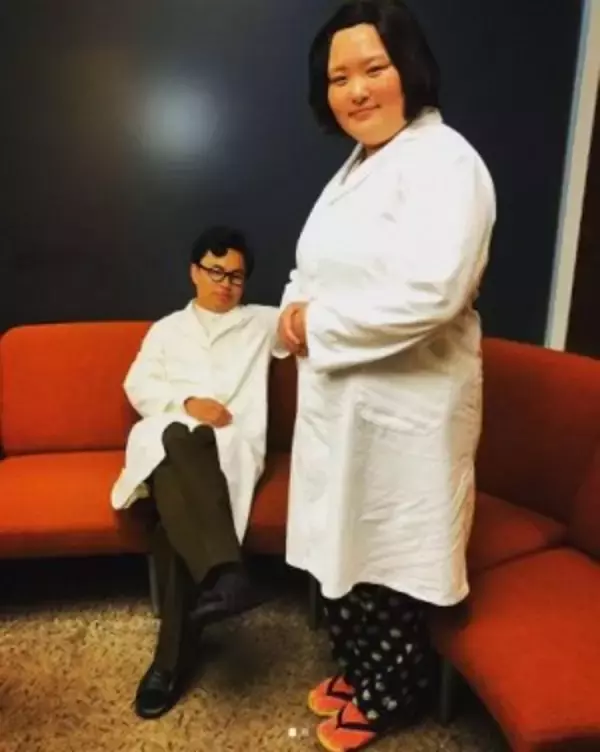 浜野謙太、朝ドラ『まんぷく』での白衣姿披露「情熱の歯医者役」