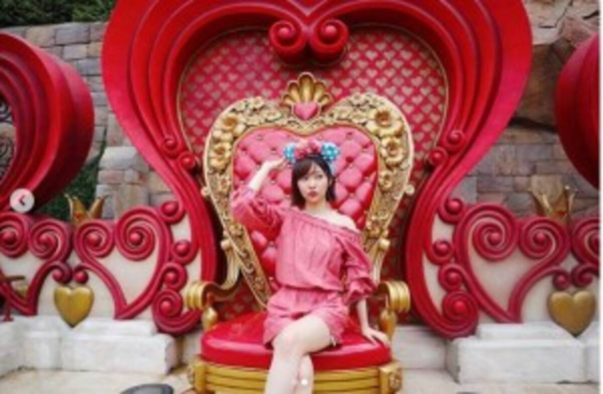 指原莉乃 りのみく で上海ディズニーランドを満喫 久々の 女王の座 には複雑な顔 18年8月21日 エキサイトニュース