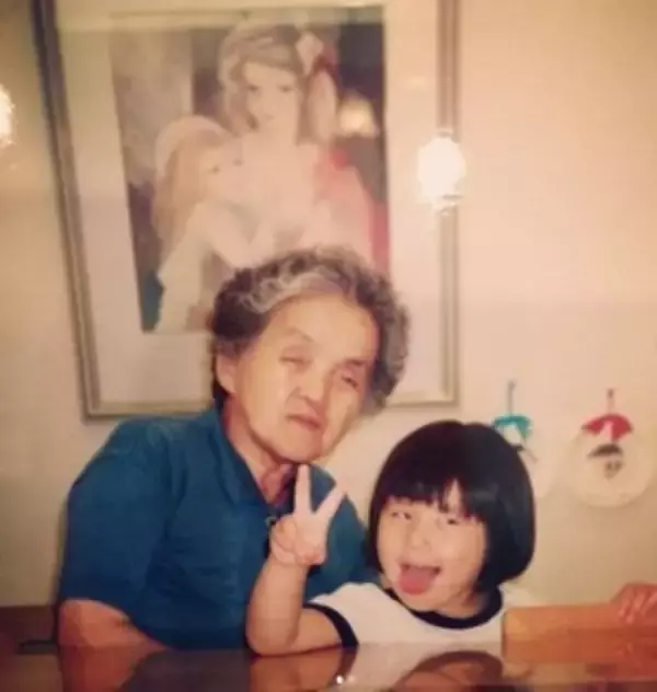 IMALU、亡くなった祖母・江すてるさんに思い馳せる「おばあちゃんがいなければ今の私は絶対いない」