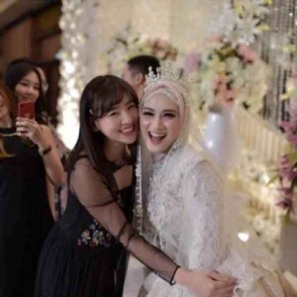 仲川遥香が出席 元jkt48メロディーの結婚式ショットに祝福の声 綺麗で輝いていますね 2018年11月11日 エキサイトニュース