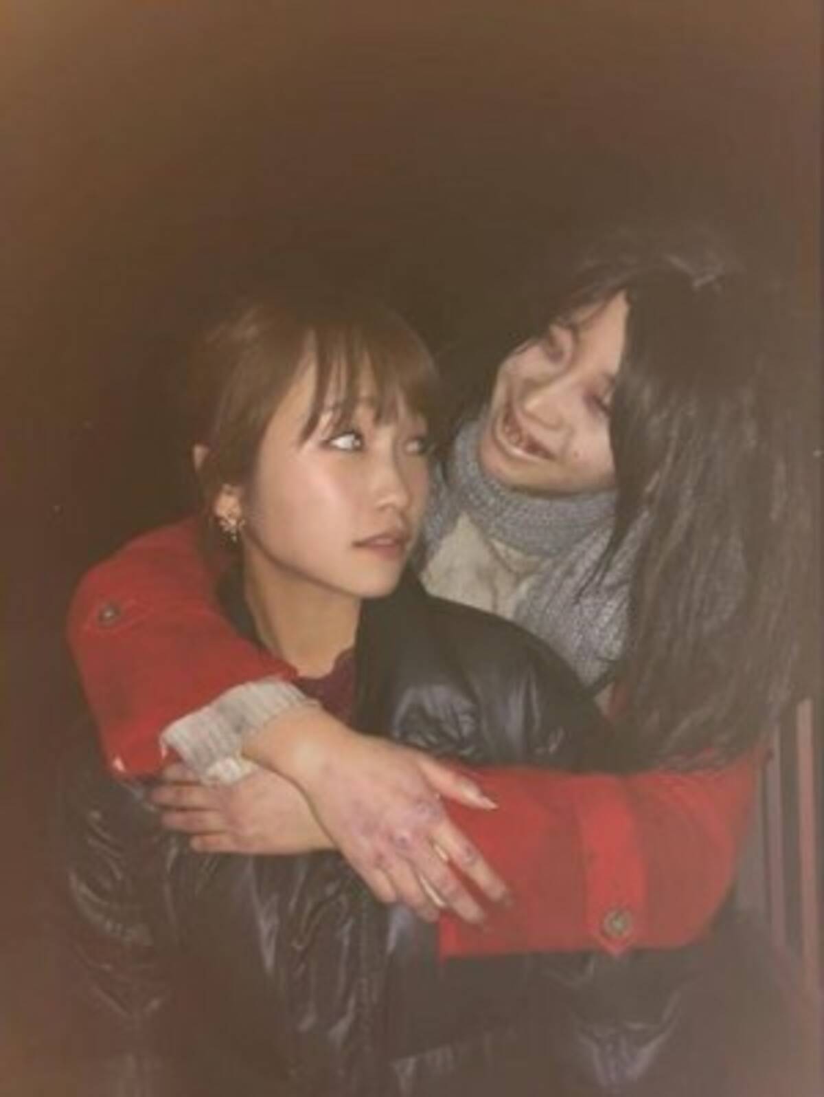 川栄李奈 怪物 からバックハグされる姿に反響 ビビって一瞬 脈飛んだ 18年11月11日 エキサイトニュース