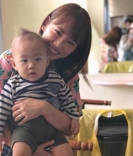川栄李奈、赤ちゃんを抱っこする姿に「良いお母さんになりそう」の声