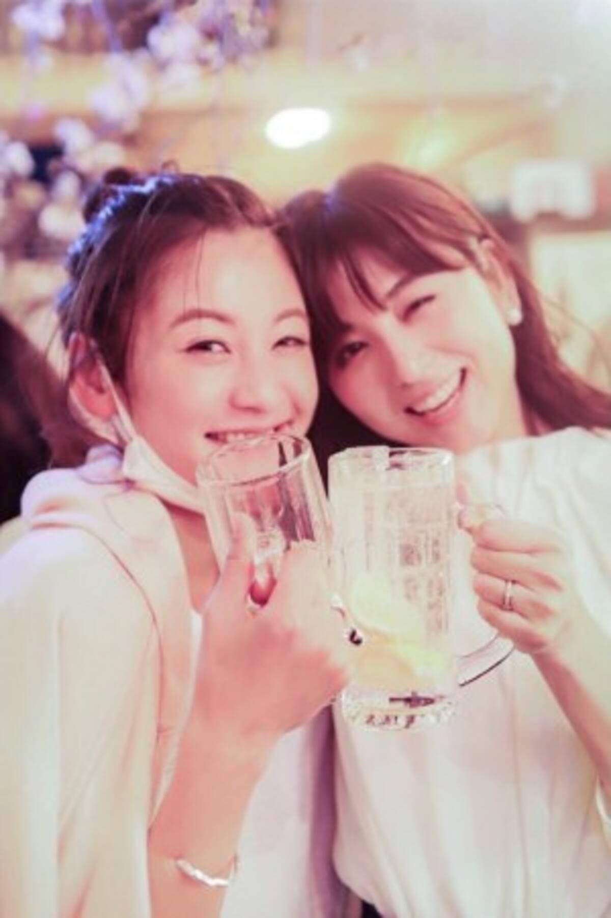 宇賀なつみアナ 親友 西山茉希とのほろ酔い姿に 日本一酒が似合うアナウンサー の声 19年4月9日 エキサイトニュース