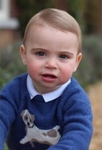 ウィリアム王子夫妻の次男ルイ王子が1歳に　キャサリン妃の写真の腕前も「プロ並み」と評判