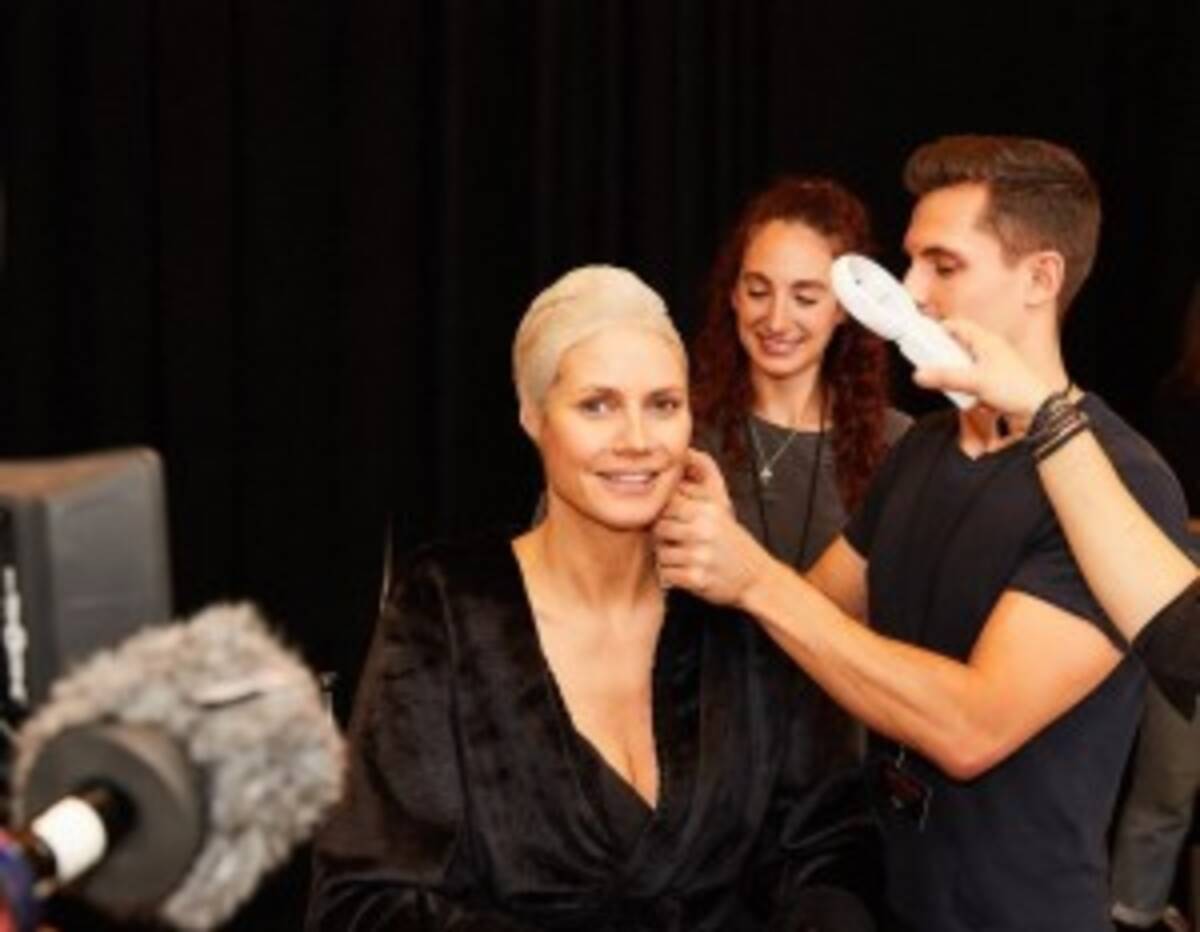 ハロウィンの女王 ハイディ クルムは気合の入れ方が半端ない 今年も凄い セレブ達のハロウィン仮装 その4 19年11月2日 エキサイトニュース ハロウィンの女王 ハイディ クルムは気合の入れ方が半端ない 今年も凄い セレブ達のハロウィン仮装 その4 19年11月2日 エキサイトニュース