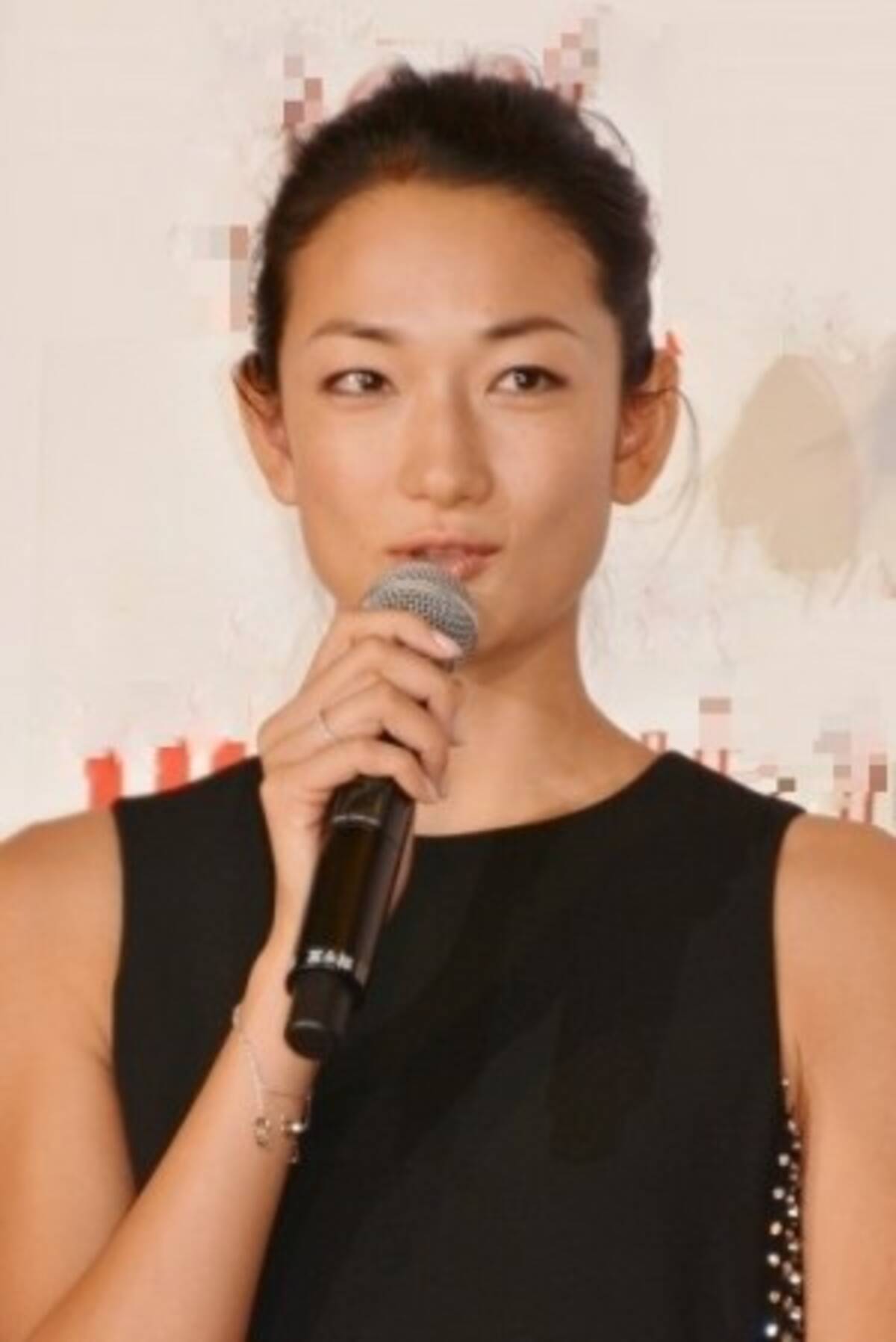 グランメゾン東京 冨永愛演じるリンダは敵か味方か 尾花と絡むシーンにドキドキ 2019年11月11日 エキサイトニュース