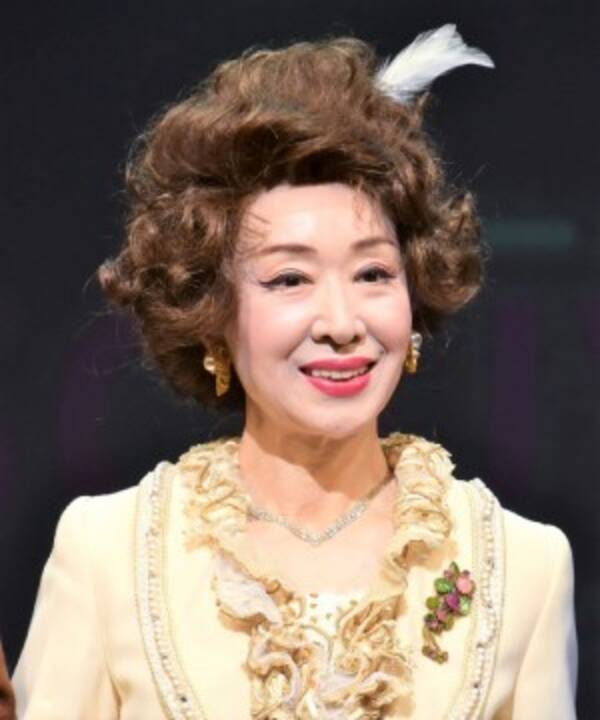 三田佳子78歳 すぐ死ぬんだから には全く見えない 撮影現場の姿が元気すぎる 年7月21日 エキサイトニュース