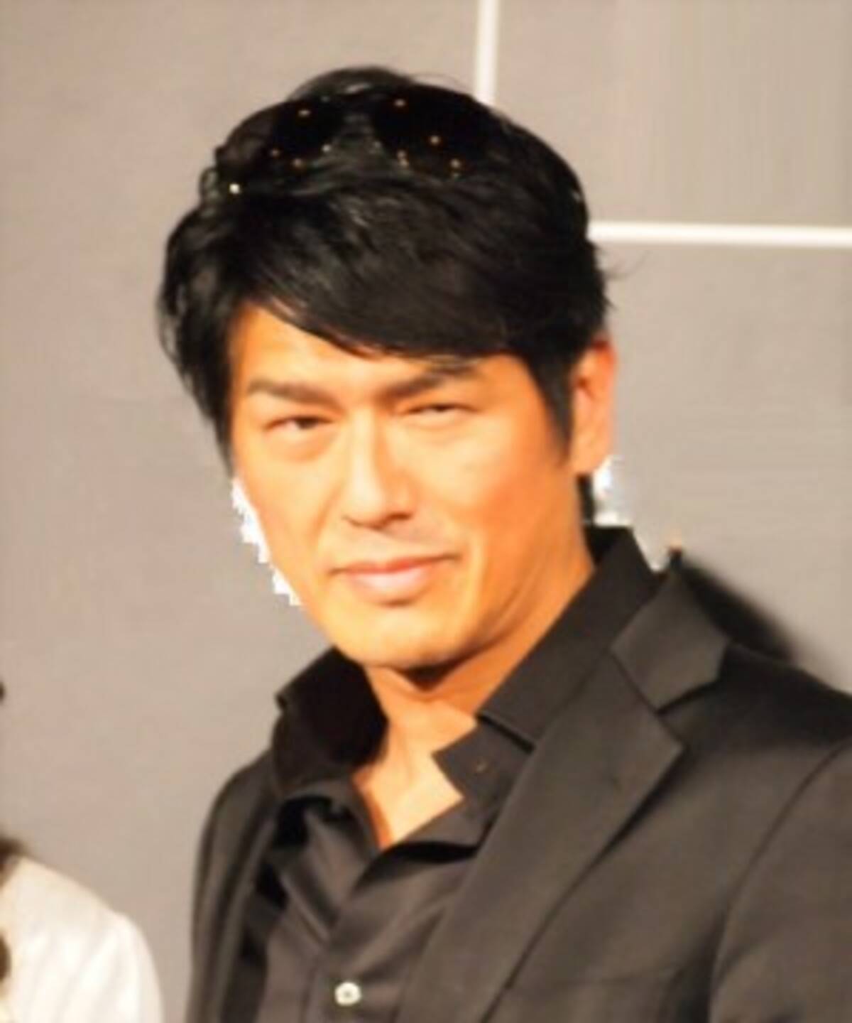 高橋克典 母親の一周忌に述懐 実家のピアノを運び出す日 涙が止まらなかった 絵本の読み聞かせも母がきっかけ 年10月12日 エキサイトニュース 2 2