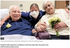末期がんと診断された86歳男性、病院スタッフの計らいで40年連れ添ったパートナーと結婚（英）