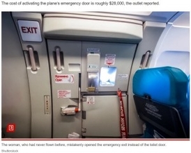 初めて飛行機に乗った女性　トイレと間違え、緊急脱出用ドアを開けてしまう（中国）