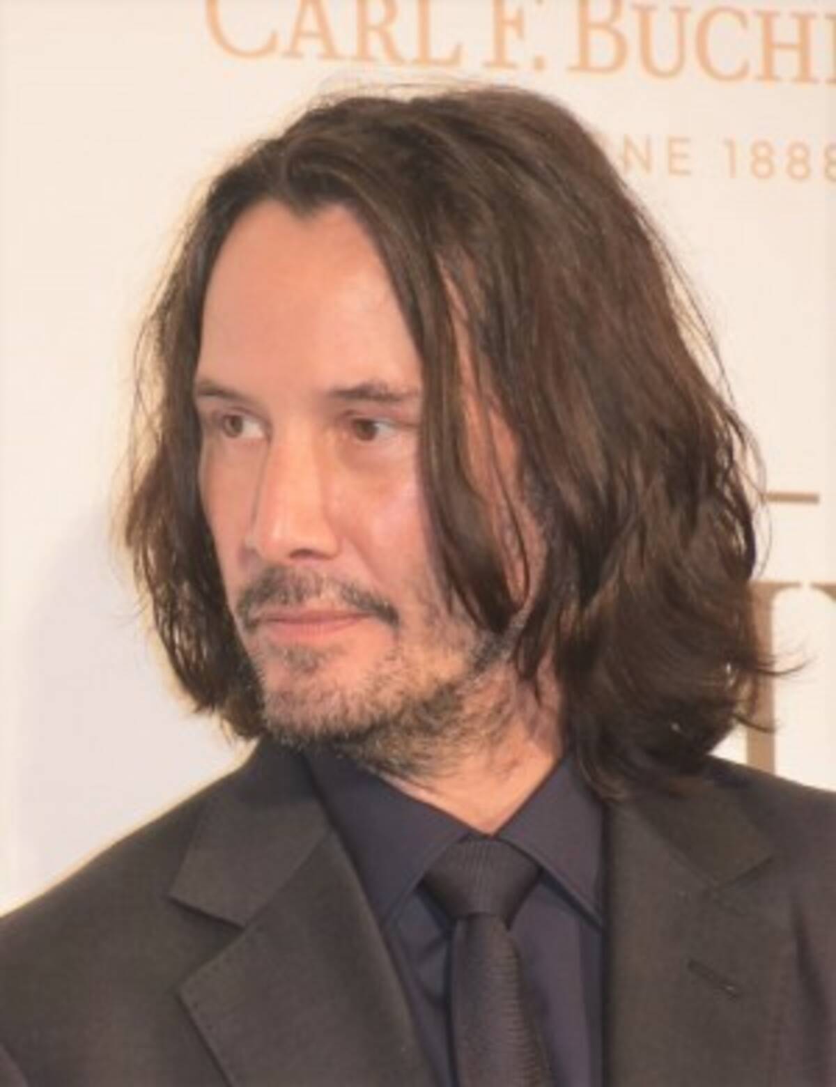 キアヌ リーヴス ファンの結婚式に飛び入り参加 偶然出会った新郎の招待に快く応じる 22年8月28日 エキサイトニュース