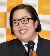 笑いにするものじゃない 過去にも炎上発言 鈴木おさむ氏 ゆりやんへの 50キロ増 無茶振りに批判 22年2月5日 エキサイトニュース