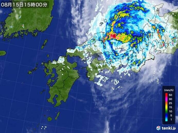 台風7号まとめ　記録的な大雨　続く台風シーズン　南の海上でまとまりつつある雲も