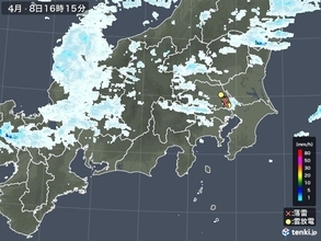 関東　雨雲や雷雲が発生中　落雷も　日付が替わる頃まで注意