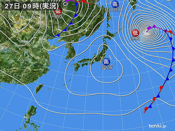 元台風2号の低気圧　日本の東で急発達