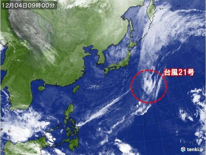台風21号　小笠原諸島は強風域から抜けるも高波注意