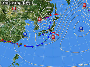19日　晴天から一転　荒天に　5月並みの暖かさも