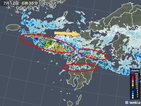 九州 かかり続ける活発な雨雲