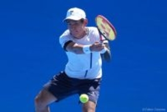 西岡良仁、無念の途中棄権で予選2回戦敗退。31大会続いたグランドスラム本戦出場記録がストップ[全豪オープン予選]