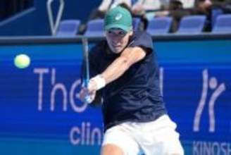 綿貫陽介、左膝負傷からの復帰戦はストレート負け。予選1回戦で世界216位に敗れる[全仏オープン]