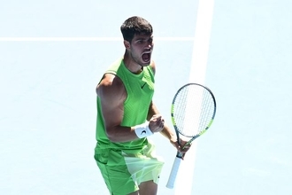 世界1位アルカラス、ムーテの変幻自在なテニスを制し快勝　3年連続で全豪ベスト16進出[全豪オープン]