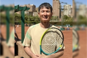 ジュニア育成の核心は「アフリカ遠征」と「12時間の睡眠」にあり。世界一を見据えた独自の強化哲学【米沢徹コーチ独占インタビュー】