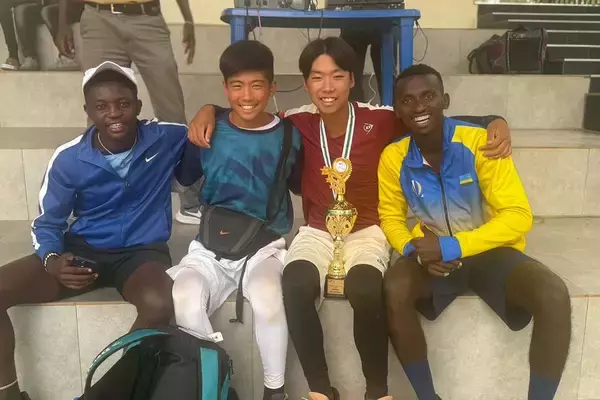 「ジュニア育成の核心は「アフリカ遠征」と「12時間の睡眠」にあり。世界一を見据えた独自の強化哲学【米沢徹コーチ独占インタビュー】」の画像