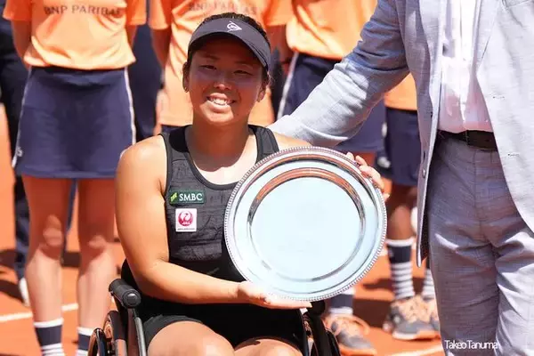 上地結衣、粘りを見せるもデグロートに敗れて準優勝[全仏オープン]