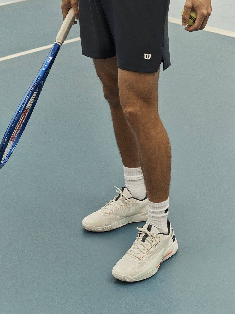 ウイルソンから最新のメンズ・テニスシューズ「Rush 5」が登場 ―ダイナミックなパワーと優れた耐久性―