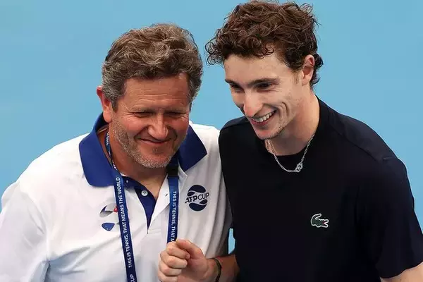 メドベージェフ敗れる。ATPカップ対フランス戦、アンベールがフルセットで勝利