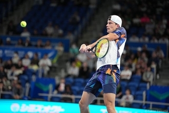 予選勝者のフチョビッチ 第8シードのティアフォーを逆転で撃破し2回戦進出「最高の気分」[木下グループジャパンオープン]