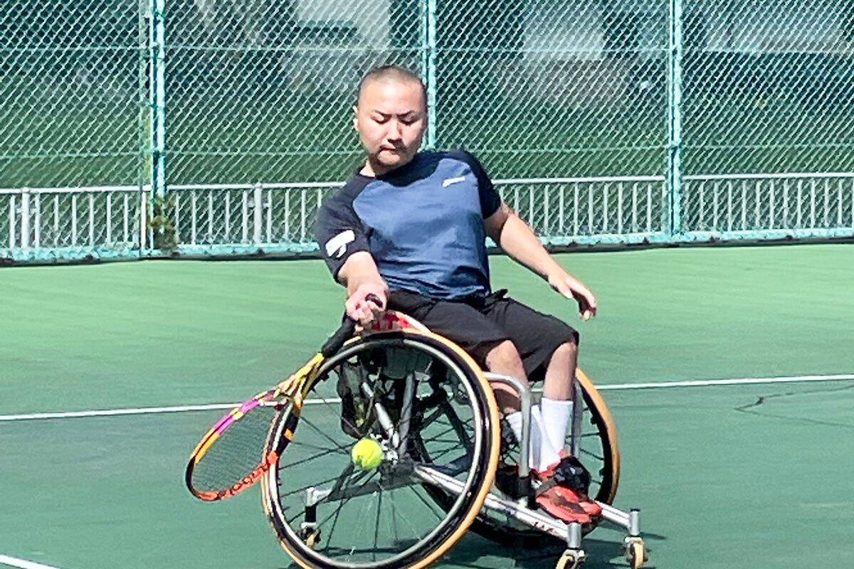 日本車いすテニス界の次世代、小田、髙野、川合が国別対抗戦で世界に挑む