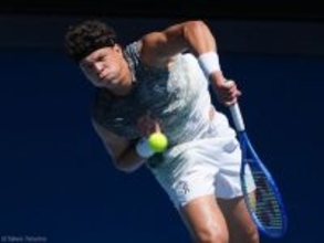 シェルトン、地元勢に完勝し3回戦へ。大学時代から知る世界31位バシュロとグランドスラムの舞台で激突[全豪オープン]