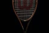 「名器を「嗜む」という選択。最新よりも物語を持つ一本を──クラシックな道具が教えてくれるテニスの楽しみ方」の画像1