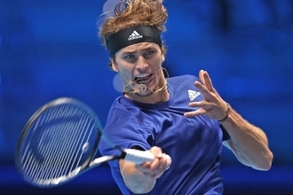 東京五輪金メダルのズベレフが完勝で準決勝進出を決める、「100％集中していた」[Nitto ATPファイナルズ]