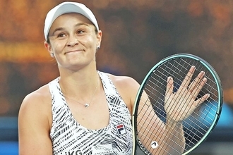 バーティ、わずか52分で勝利。変幻自在なプレーで世界142位を圧倒し3回戦へ[全豪オープン]