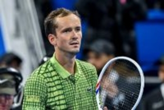 中東情勢緊迫化で世界11位メドベージェフら選手とATP関係者がドバイで足止め