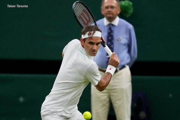 テイクバック時のヘッドに注目 片手バックハンドで インパクトが弱い 症状を改善できるコツを紹介 64 テニス救急隊 ネタ帳 リバイバル記事 22年7月21日 エキサイトニュース テイクバック時のヘッドに注目 片手バックハンドで インパクトが弱い 症状を改善できるコツを紹介 64 テニス救急隊 ネタ帳 リバイバル記事 22年7月21日 エキサイトニュース