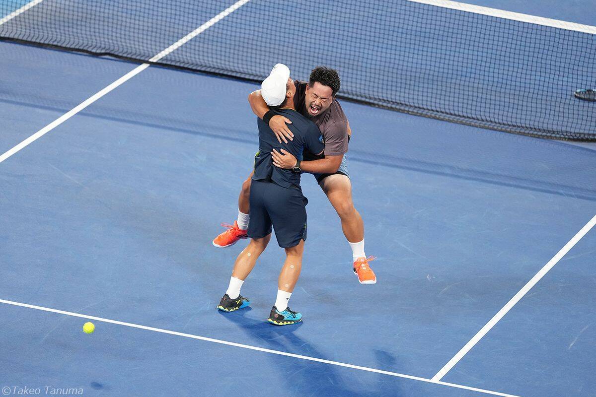 田口涼太郎が全日本タイトル奪取、野口政勝とのダブルスも制して男子では20年ぶりの単複2冠！女子ダブルスは小堀桃子／山﨑郁美が優勝[第100回 全日本テニス選手権]