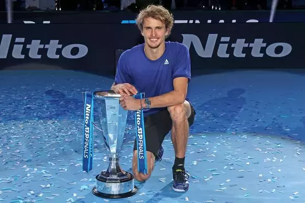 ズベレフがUS王者メドベージェフを下して優勝、「今は超感激していて幸せだよ」[Nitto ATPファイナルズ]