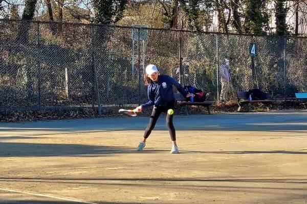 第27回むさしの村ニューイヤージュニアテニストーナメント 12歳以下男子シングルスは川村准椰が 女子シングルスは村井芽衣亜が頂点に輝く 大会最終日の結果 写真 22年1月6日 エキサイトニュース 第27回むさしの村ニューイヤージュニアテニストーナメント 12歳以下男子シングルスは川村准椰が 女子シングルスは村井芽衣亜が頂点に輝く 大会最終日の結果 写真 22年1月6日 エキサイトニュース