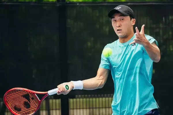内山靖崇主催のITF大会「UCHIYAMA CUP TOKYO」シングルス8強が出揃う。第1シードの徳田廉大「いいプレーで優勝したい」