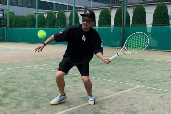 「プリンスのポリエステル・ストリング(ガット)3種類を佐藤武文プロが打ち比べ！　第一弾「TOUR XX SPIN(ツアー ダブルエックス スピン)」のインプレとは!?　ストリングの選び方も紹介」の画像