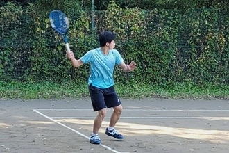 ジュニア＆大人たちの熱き戦い！ 「第44回むさしの村クレーコート選手権大会」女子単で藤原ちひろが、ベテラン男子単で砺波哲也が、男子単で田畑遼が優勝