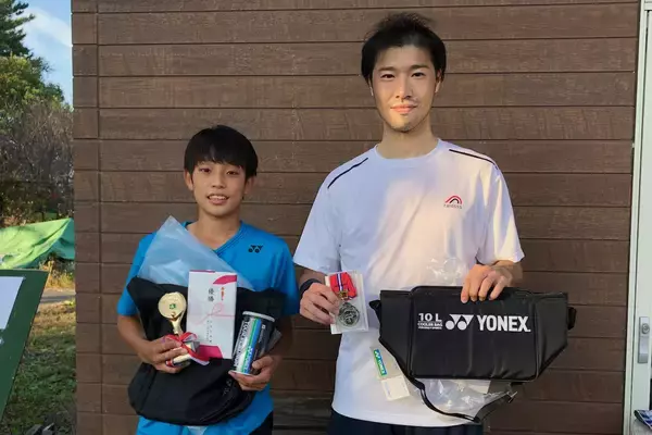 「ジュニア＆大人たちの熱き戦い！ 「第44回むさしの村クレーコート選手権大会」女子単で藤原ちひろが、ベテラン男子単で砺波哲也が、男子単で田畑遼が優勝」の画像