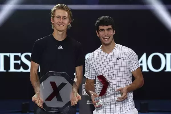 アルカラス、コルダを下し21歳以下最終戦を無敗で優勝!「最高の形で1年を締めくくることができた」　[Next Gen ATPファイナルズ]