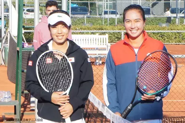 内島萌夏、本玉真唯、青山修子／柴原瑛菜ペアが勝利して連勝 [2022 ビリー・ジーン・キング・カップ]